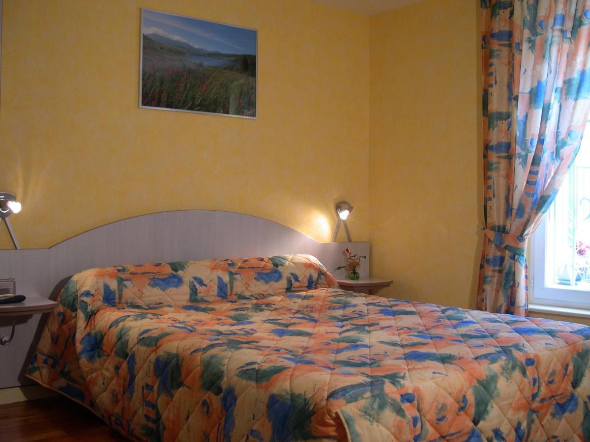 L'Ostalou Otel Issoire Dış mekan fotoğraf