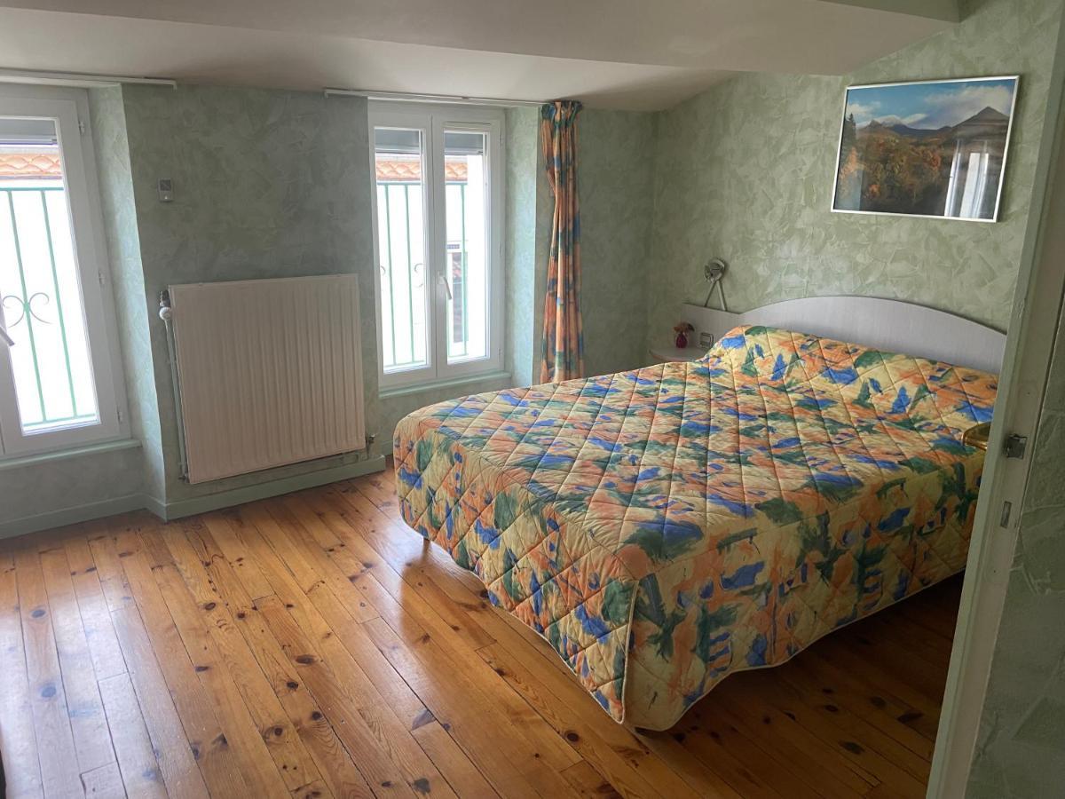 L'Ostalou Otel Issoire Dış mekan fotoğraf