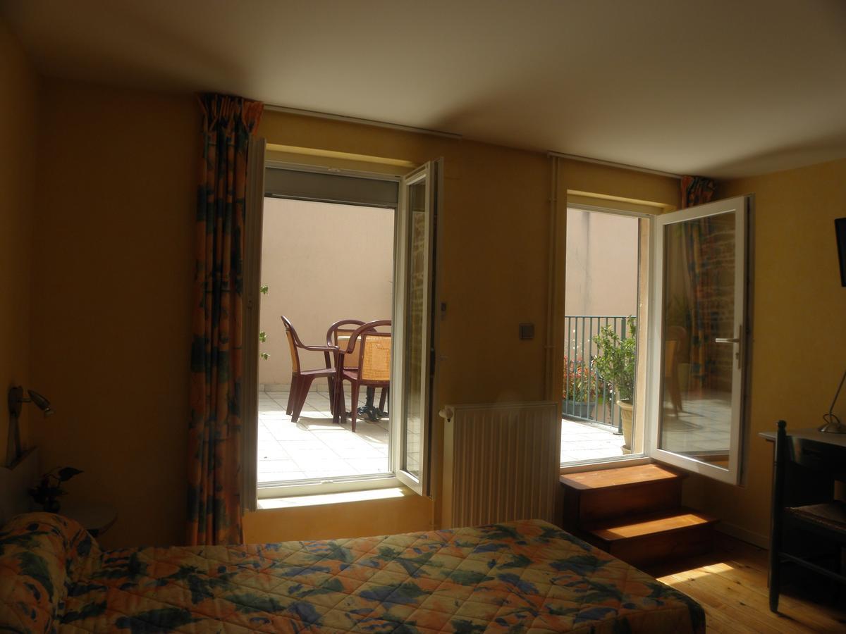L'Ostalou Otel Issoire Dış mekan fotoğraf